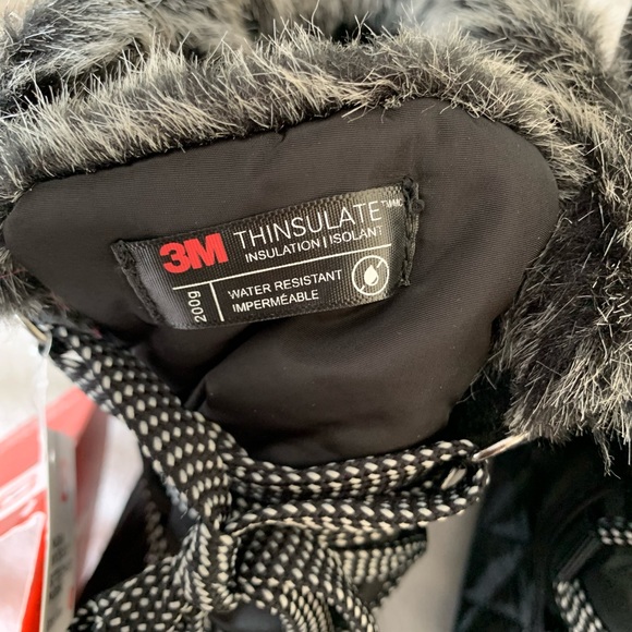 Woman’s Mariana black outbound size 10 NWT - Picture 5 of 13